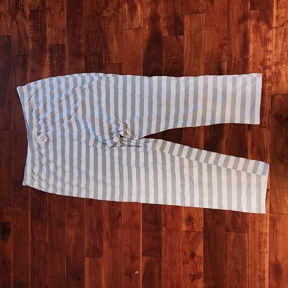 Men's 100% Cotton Gray and White Striped Pj Pants
